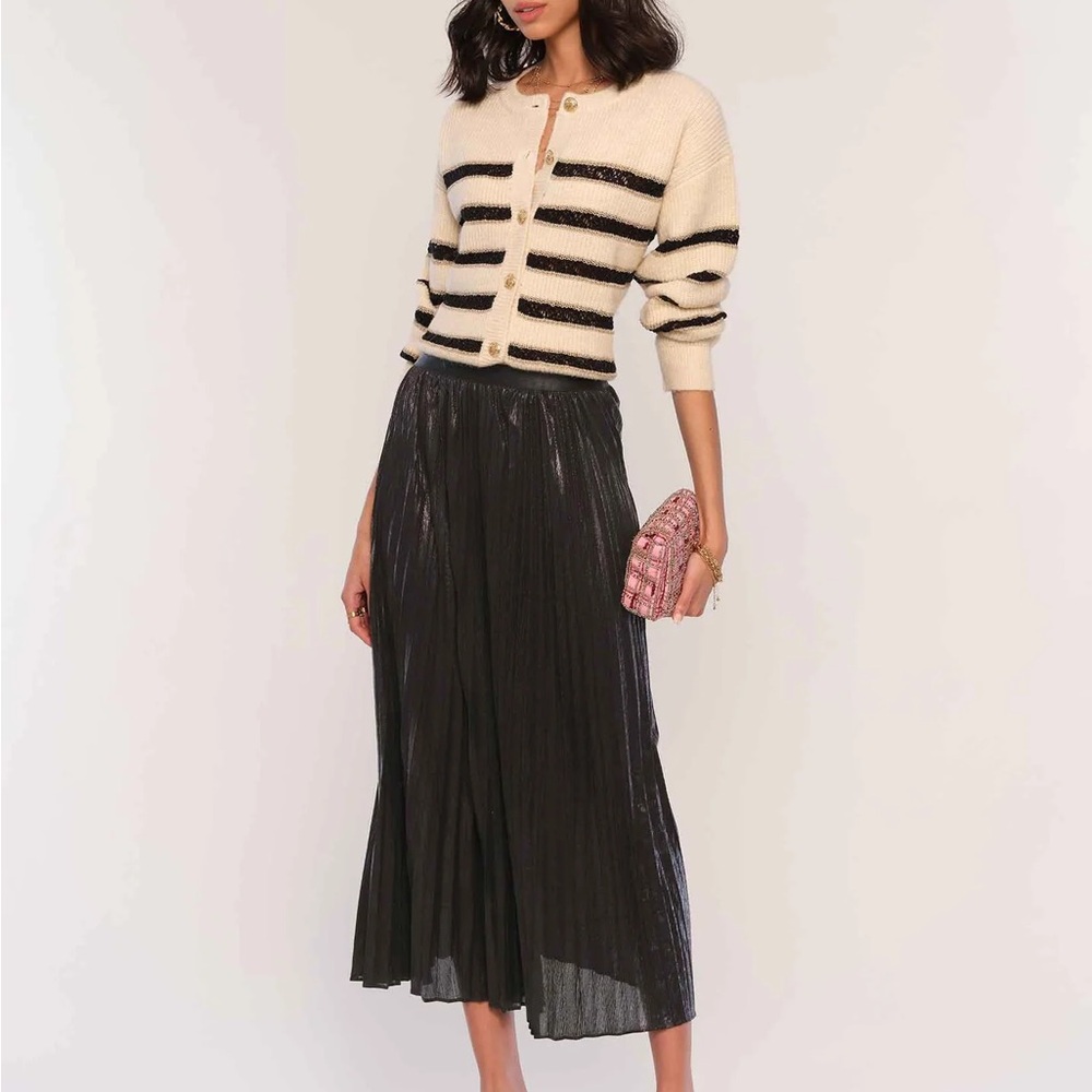 Heartloom Black Midi Skirt